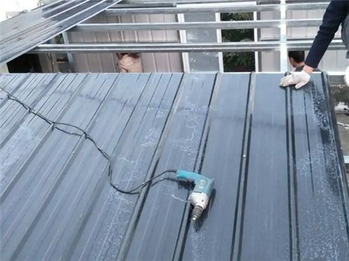彩鋼板屋頂做法（彩鋼板屋頂防水施工） 北京加固設(shè)計 第3張