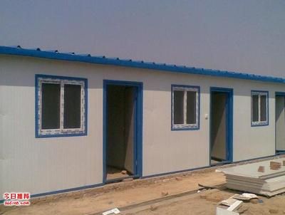 鋼結(jié)構(gòu)彩板房是什么(鋼結(jié)構(gòu)彩板房的優(yōu)勢(shì)) 鋼結(jié)構(gòu)玻璃棧道施工 第1張 鋼結(jié)構(gòu)彩板房是什么(鋼結(jié)構(gòu)彩板房的優(yōu)勢(shì)) 鋼結(jié)構(gòu)玻璃棧道施工 第1張