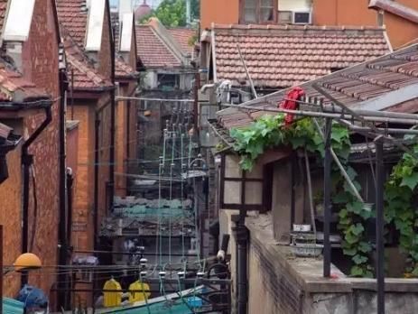 老舊樓房加固方法有哪些（老舊樓房加固方法） 鋼結(jié)構(gòu)鋼結(jié)構(gòu)螺旋樓梯設(shè)計(jì) 第2張