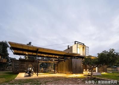 集裝箱組合方式 建筑效果圖設(shè)計(jì) 第1張