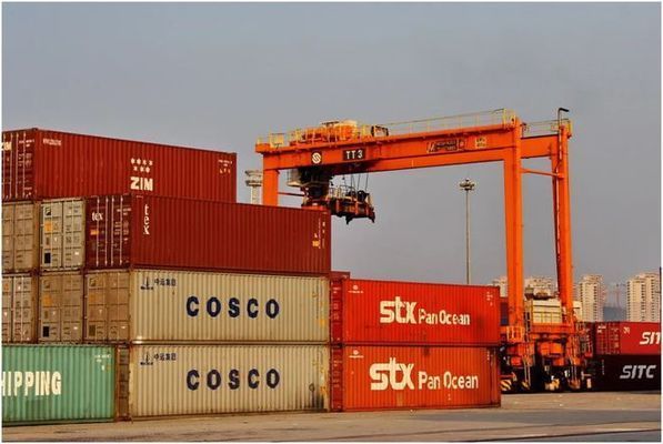 集裝箱耐火極限 鋼結(jié)構(gòu)鋼結(jié)構(gòu)螺旋樓梯施工 第2張