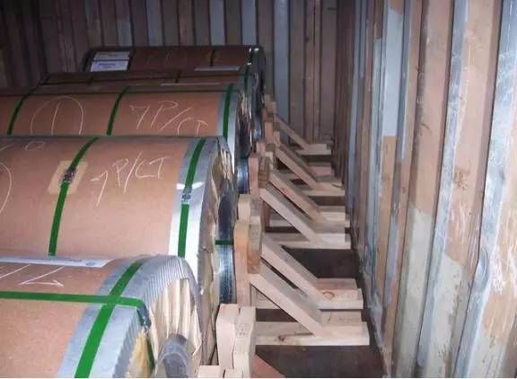 集裝箱鋼卷加固圖片及價格 結(jié)構(gòu)機械鋼結(jié)構(gòu)設(shè)計 第1張 集裝箱鋼卷加固圖片及價格 結(jié)構(gòu)機械鋼結(jié)構(gòu)設(shè)計 第1張