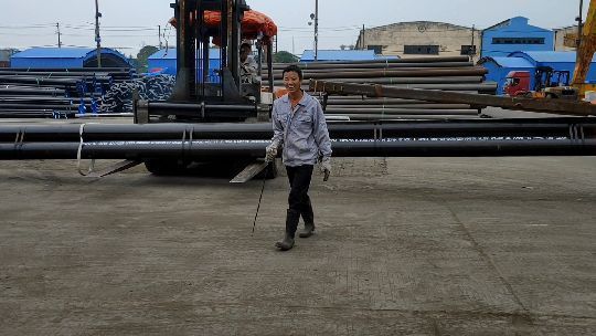 集裝箱裝鋼管視頻(集裝箱裝鋼管的方法) 結(jié)構(gòu)框架施工 第1張 集裝箱裝鋼管視頻(集裝箱裝鋼管的方法) 結(jié)構(gòu)框架施工 第1張