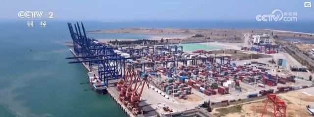 集裝箱標(biāo)準(zhǔn)規(guī)范 鋼結(jié)構(gòu)框架施工 第2張 集裝箱標(biāo)準(zhǔn)規(guī)范 鋼結(jié)構(gòu)框架施工 第2張