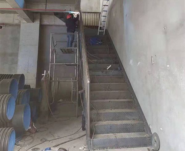 學(xué)校建筑設(shè)計(jì)標(biāo)準(zhǔn)規(guī)范最新版（學(xué)校建筑設(shè)計(jì)標(biāo)準(zhǔn)規(guī)范是否考慮了現(xiàn)代技術(shù)對(duì)建筑環(huán)境的影響）