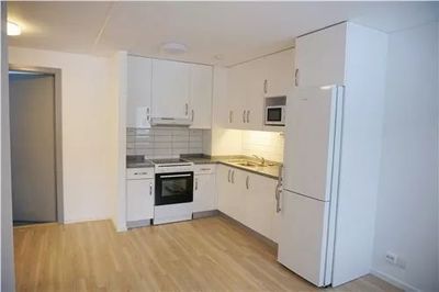 集裝箱帶廚房衛(wèi)生間 鋼結(jié)構(gòu)玻璃棧道設(shè)計(jì) 第5張 集裝箱帶廚房衛(wèi)生間 鋼結(jié)構(gòu)玻璃棧道設(shè)計(jì) 第5張