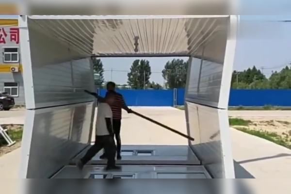 集裝箱活動板房組裝視頻（折疊集裝箱活動板房組裝視頻） 鋼結(jié)構(gòu)跳臺設(shè)計(jì) 第2張