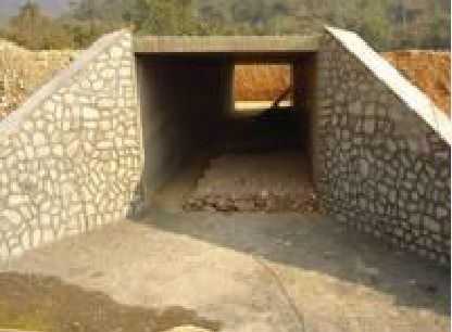 涵洞蓋板加固案例分析 鋼結(jié)構(gòu)跳臺(tái)施工 第2張 涵洞蓋板加固案例分析 鋼結(jié)構(gòu)跳臺(tái)施工 第2張