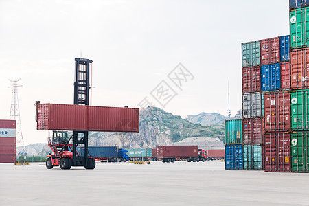 詳細閱讀:集裝箱裝卸架圖片大全(關(guān)于集裝箱裝卸架的圖片大全由于版權(quán)和實時更新的原因) 集裝箱裝卸架圖片大全(關(guān)于集裝箱裝卸架的圖片大全由于版權(quán)和實時更新的原因)