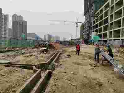 加固施工員薪資影響因素 鋼結(jié)構(gòu)鋼結(jié)構(gòu)停車場施工 第4張