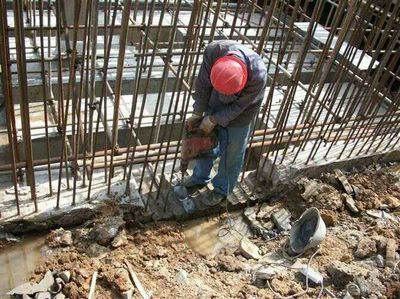 加固公司如何應(yīng)對人才短缺（加固公司員工職位分享與工作調(diào)整）