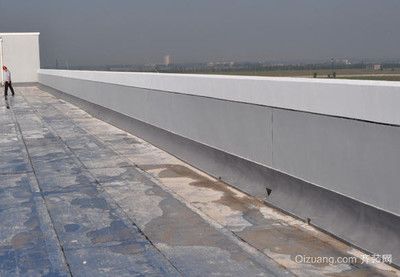 屋面施工防護(hù)措施(屋面施工安全培訓(xùn)) 鋼結(jié)構(gòu)玻璃棧道施工 第5張 屋面施工防護(hù)措施(屋面施工安全培訓(xùn)) 鋼結(jié)構(gòu)玻璃棧道施工 第5張