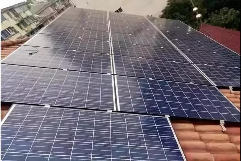 安裝光伏屋頂會不會漏水（光伏屋頂漏水取決于多個因素安裝方法、施工質(zhì)量和防水措施等） 北京加固施工 第2張