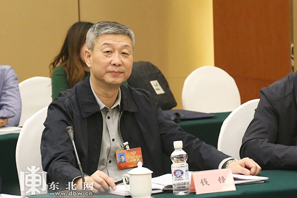 京工建科技集團(tuán)錢峰(搜索結(jié)果中沒有直接提到“京工建科技集團(tuán)錢峰”的信息) 鋼結(jié)構(gòu)跳臺(tái)施工 第4張 京工建科技集團(tuán)錢峰(搜索結(jié)果中沒有直接提到“京工建科技集團(tuán)錢峰”的信息) 鋼結(jié)構(gòu)跳臺(tái)施工 第4張