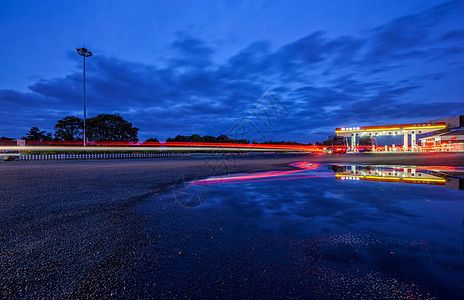 加油站構圖(加油站裝修效果圖設計中必須設置的安全警告標志有哪些) 結構工業(yè)裝備設計 第3張 加油站構圖(加油站裝修效果圖設計中必須設置的安全警告標志有哪些) 結構工業(yè)裝備設計 第3張