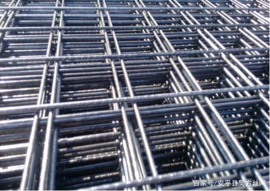 屋面鋼筋鋪設(屋面鋼筋鋪設的一些關鍵步驟和要求) 鋼結構玻璃棧道施工 第2張 屋面鋼筋鋪設(屋面鋼筋鋪設的一些關鍵步驟和要求) 鋼結構玻璃棧道施工 第2張