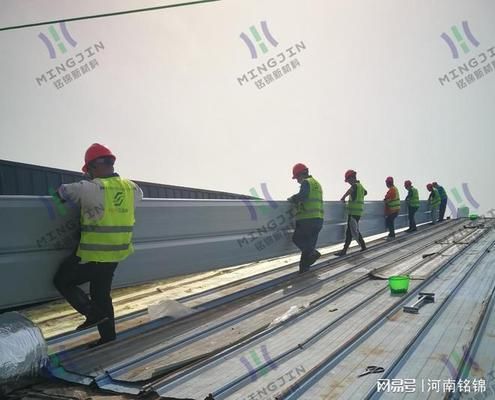 廠房改造中的環(huán)保材料選擇(彩鋼瓦為何成為廠房改造中屋面材料首選環(huán)保材料的選購須知) 結(jié)構(gòu)砌體設(shè)計 第6張 廠房改造中的環(huán)保材料選擇(彩鋼瓦為何成為廠房改造中屋面材料首選環(huán)保材料的選購須知) 結(jié)構(gòu)砌體設(shè)計 第6張