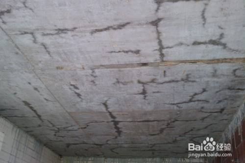 屋面修補(bǔ)(屋面修補(bǔ)防水卷材施工技巧屋面修補(bǔ)防水涂料選擇指南) 鋼結(jié)構(gòu)鋼結(jié)構(gòu)停車場(chǎng)設(shè)計(jì) 第3張 屋面修補(bǔ)(屋面修補(bǔ)防水卷材施工技巧屋面修補(bǔ)防水涂料選擇指南) 鋼結(jié)構(gòu)鋼結(jié)構(gòu)停車場(chǎng)設(shè)計(jì) 第3張