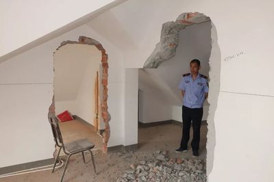 拆承重墻 舉報(哈爾濱市松北區(qū)松北區(qū)拆除承重墻) 裝飾家裝施工 第2張 拆承重墻 舉報(哈爾濱市松北區(qū)松北區(qū)拆除承重墻) 裝飾家裝施工 第2張