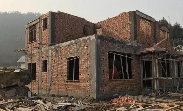 板樓拆墻體(板樓承重墻改造案例) 裝飾工裝施工 第3張 板樓拆墻體(板樓承重墻改造案例) 裝飾工裝施工 第3張