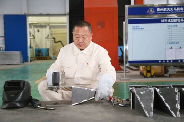 姜濤技能大師工作室詳情(國網(wǎng)濟(jì)南供電公司姜濤技能大師工作室) 結(jié)構(gòu)污水處理池設(shè)計 第1張 姜濤技能大師工作室詳情(國網(wǎng)濟(jì)南供電公司姜濤技能大師工作室) 結(jié)構(gòu)污水處理池設(shè)計 第1張