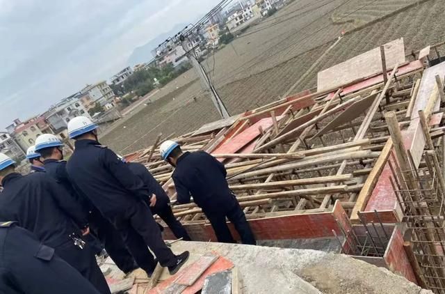 舊樓板出售聯(lián)系電話(huà)(“舊樓板出售聯(lián)系電話(huà)”信息查詢(xún)教程,寧晉123平臺(tái)使用教程) 結(jié)構(gòu)機(jī)械鋼結(jié)構(gòu)施工 第4張 舊樓板出售聯(lián)系電話(huà)(“舊樓板出售聯(lián)系電話(huà)”信息查詢(xún)教程,寧晉123平臺(tái)使用教程) 結(jié)構(gòu)機(jī)械鋼結(jié)構(gòu)施工 第4張