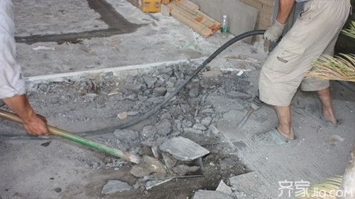 泉州鋁板供應(yīng)商（泉州鋁板供應(yīng)商是否有完善的售后服務(wù)體系？）