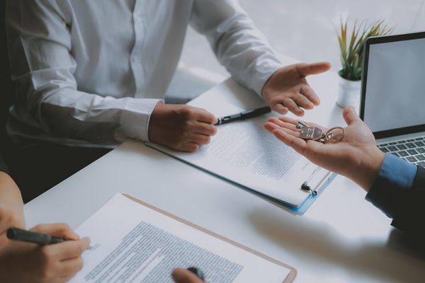 房屋質(zhì)量問題專業(yè)鑒定機(jī)構(gòu)（如何選擇房屋質(zhì)量問題鑒定機(jī)構(gòu)） 結(jié)構(gòu)地下室設(shè)計(jì) 第7張