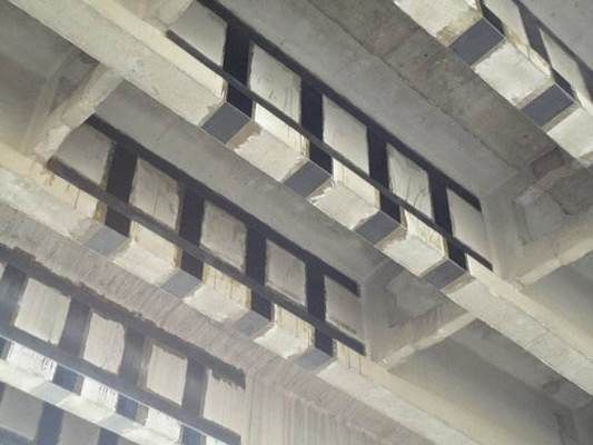 南昌彩鋼瓦經(jīng)銷商（南昌彩鋼瓦的使用壽命有多長(zhǎng)，是否需要經(jīng)常維護(hù)？）