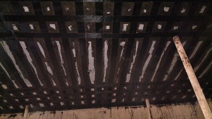 碳纖維加固法在橋梁中的應(yīng)用案例(日本碳纖維加固技術(shù)橋梁加固技術(shù)的優(yōu)點:碳纖維加固技術(shù)) 鋼結(jié)構(gòu)框架施工 第4張 碳纖維加固法在橋梁中的應(yīng)用案例(日本碳纖維加固技術(shù)橋梁加固技術(shù)的優(yōu)點:碳纖維加固技術(shù)) 鋼結(jié)構(gòu)框架施工 第4張