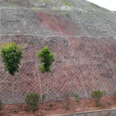 護坡噴漿掛網(wǎng)技術(shù)交底（護坡噴漿掛網(wǎng)技術(shù)是一種常用的邊坡防護方法旨在防止邊坡因風化、侵蝕和降雨沖刷而受損） 鋼結(jié)構(gòu)跳臺施工 第5張