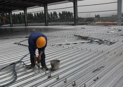 粘鋼加固施工中的安全防護(hù)措施，粘鋼加固施工，安全防護(hù)要點(diǎn)全解析 行業(yè)新聞 第1張
