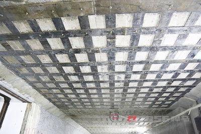 粘鋼板加固現(xiàn)場檢測技術(shù)應用，粘鋼板加固現(xiàn)場檢測技術(shù)應用，保障結(jié)構(gòu)安全的關(guān)鍵舉措