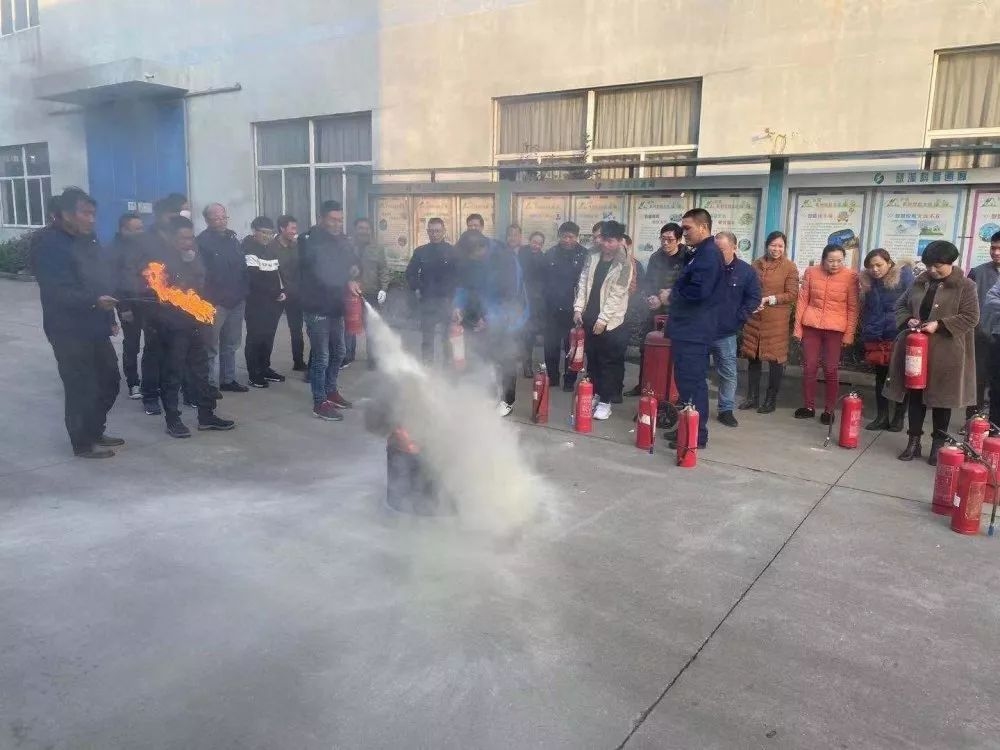 員工消防教育培訓方法，員工消防教育培訓方法，提升安全意識，筑牢防火墻，直接點明主題員工消防教育培訓方法，后半部分強調其目的提升安全意識，筑牢防火墻，既涵蓋了核心內容， 行業(yè)新聞 第4張