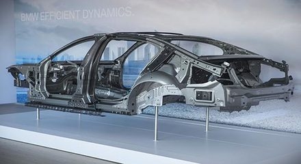 碳纖維材料在汽車領域的應用案例，碳纖維材料，汽車領域應用案例全解析 行業(yè)新聞 第3張