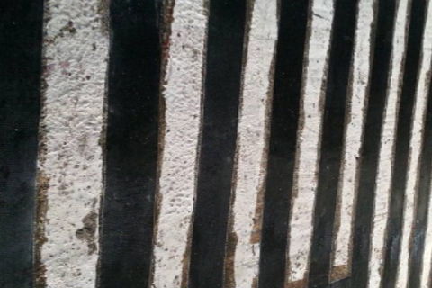 粘鋼加固法與碳纖維加固法對比，粘鋼加固法與碳纖維加固法，特性、適用場景及