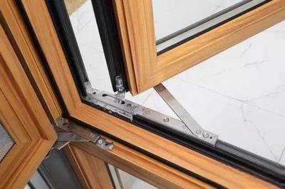 結(jié)構(gòu)膠價格區(qū)間查詢，結(jié)構(gòu)膠價格區(qū)間大揭秘，不同品牌、類型及規(guī)格的價格 行業(yè)新聞 第2張