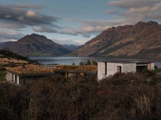 雙層草屋面結(jié)構(gòu)設計案例，雙層草屋面結(jié)構(gòu)設計案例分析，雙層草屋面結(jié)構(gòu)設計案例解析 行業(yè)新聞 第2張