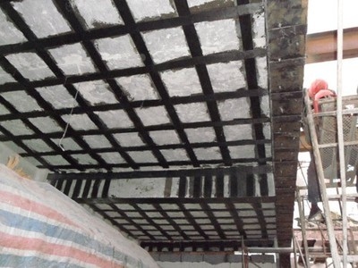 粘鋼加固在抗震設(shè)計(jì)中的應(yīng)用，粘鋼加固技術(shù)在建筑抗震設(shè)計(jì)中的關(guān)鍵作用與實(shí)踐應(yīng)用 行業(yè)新聞 第5張