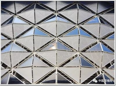 鋁板在建筑中的應(yīng)用案例，板在現(xiàn)代建筑中的 行業(yè)新聞 第3張