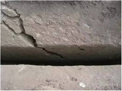 裂縫發(fā)展對結(jié)構(gòu)安全影響，幾種不同風(fēng)格的標題供你參考，你可以根據(jù)具體使用場景進行選擇，，聚焦裂縫發(fā)展，解鎖其對結(jié)構(gòu)安全的關(guān)鍵影響，探秘裂縫發(fā)展與結(jié)構(gòu)安全之間的緊密關(guān)聯(lián)，剖析裂縫發(fā)展如何沖擊結(jié)構(gòu)安全防線 行業(yè)新聞 第2張