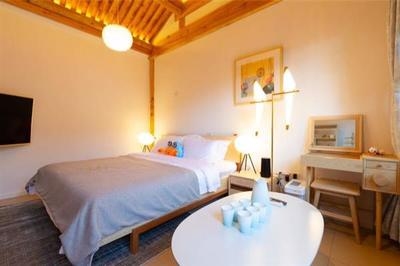 民宿設計欣賞圖片，幾種不同風格的標題供你參考，，驚艷！超美民宿設計圖片大賞，邂逅精致美學，民宿設計欣賞圖集，沉浸式體驗， 行業(yè)新聞 第1張