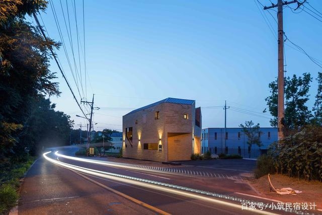 民宿設(shè)計的相關(guān)證照有哪些要求，幾種不同風(fēng)格的標題供你參考，，直白實用型，民宿設(shè)計必備證照要求全解析，疑問引導(dǎo)型，民宿設(shè)計究竟需要哪些相關(guān)證照？，專業(yè)科普型，深度揭秘， 行業(yè)新聞 第4張