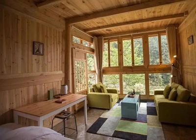 木屋民宿設(shè)計(jì)說(shuō)明，可供選擇，突出了核心主題且有一定吸引力，，匠心獨(dú)運(yùn)，木屋民宿設(shè)計(jì)全解析，邂逅自然之美——木屋民宿設(shè)計(jì)要點(diǎn)揭秘，打造詩(shī)意棲居，木屋民宿 行業(yè)新聞 第4張