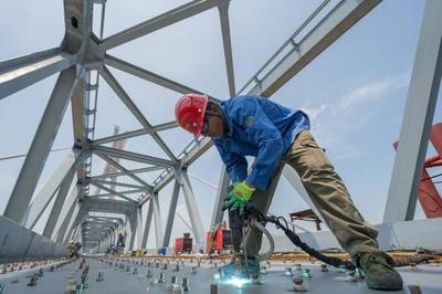 橋梁加固施工的新型技術(shù)有哪些？幾種不同風(fēng)格的標(biāo)題供你參考，，聚焦橋梁加固，新型施工技術(shù)大盤點，解鎖橋梁加固新密碼，前沿施工技術(shù)揭秘，探秘橋梁加固領(lǐng)域，新型施工技術(shù)全