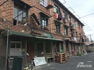 商業(yè)房改住宅，幾種不同風(fēng)格的標(biāo)題供你參考，你可以根據(jù)具體需求進(jìn)行選擇，，正式嚴(yán)謹(jǐn)風(fēng)，商業(yè)房轉(zhuǎn)型住宅，開啟空間利用新路徑，突出亮點(diǎn)風(fēng)，商業(yè)房變身住宅，解鎖居住新可能，引發(fā)好奇風(fēng)，商業(yè)房改住宅，這場變革將帶來什么 行業(yè)新聞 第3張