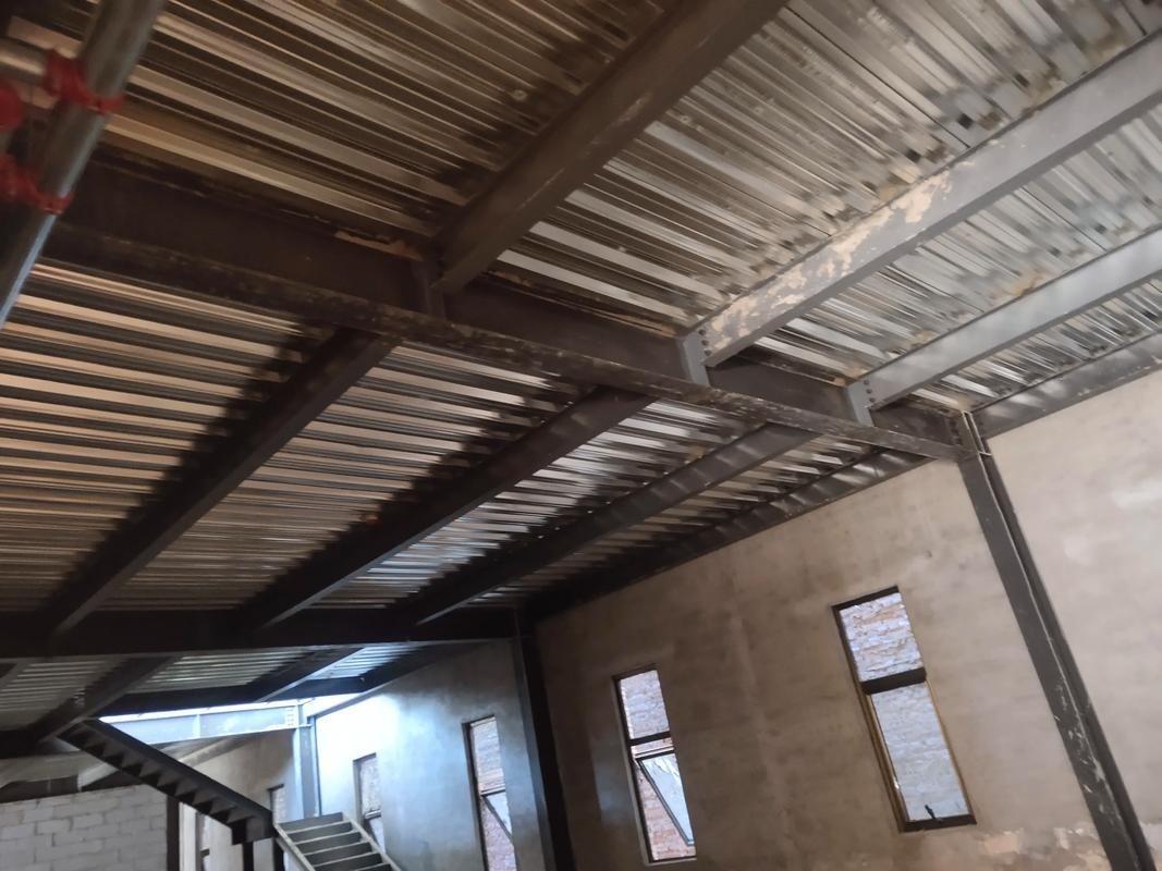 鋼結(jié)構(gòu)房屋圖片（農(nóng)村自建鋼結(jié)構(gòu)房,臥室客廳一應(yīng)俱全） 行業(yè)新聞 第15張